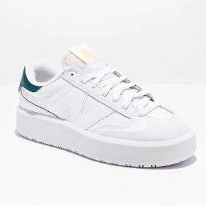 New Balance CT302 sneakers in Teal and White